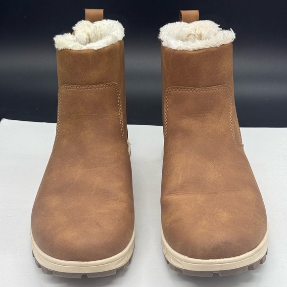 KHOMBU Sienna NWOT All Weather Water Repellant Boots SZ9 - Picture 3 of 15